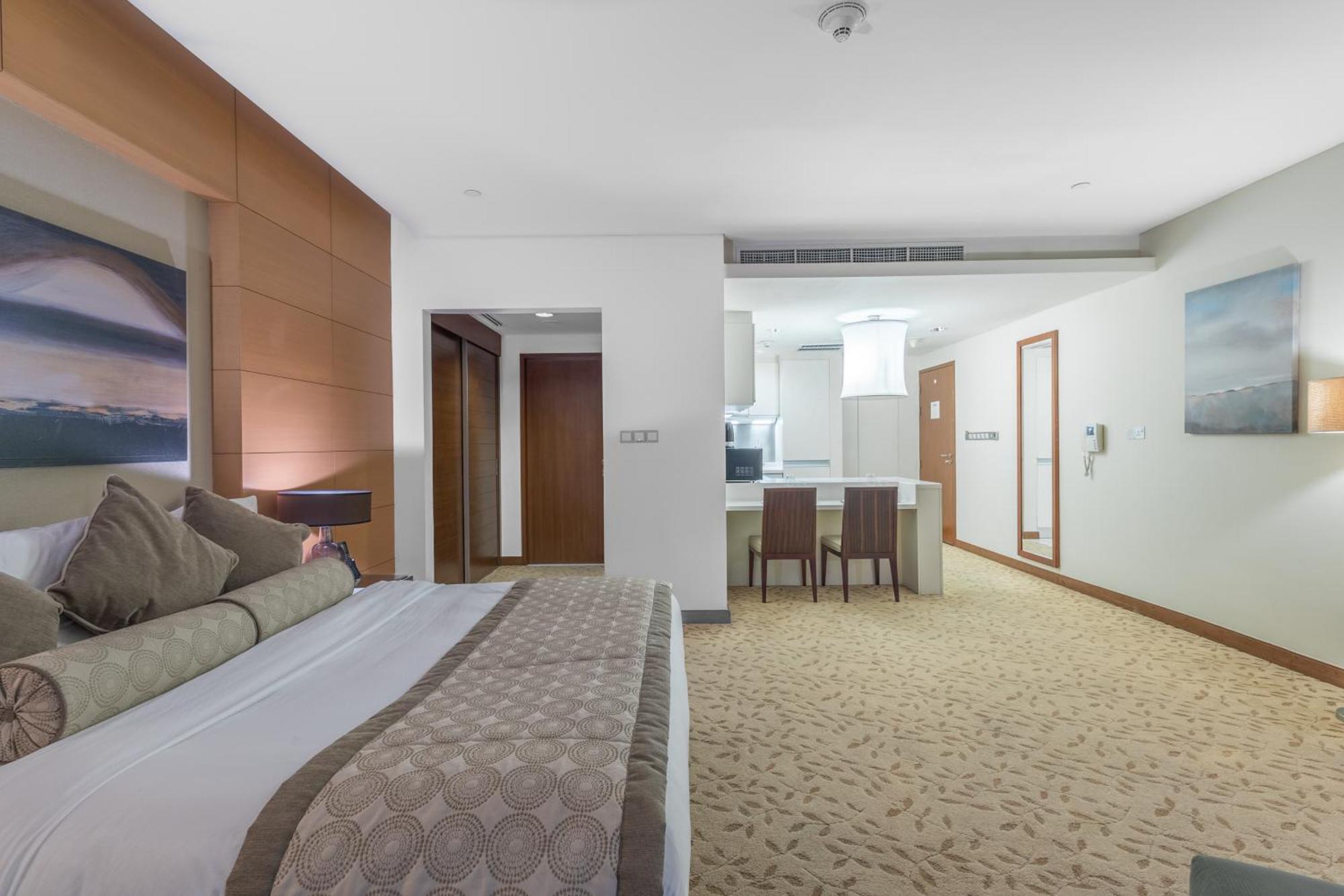 Superhost Emaar Residences Fashion Avenue - Address Mall Apartment *