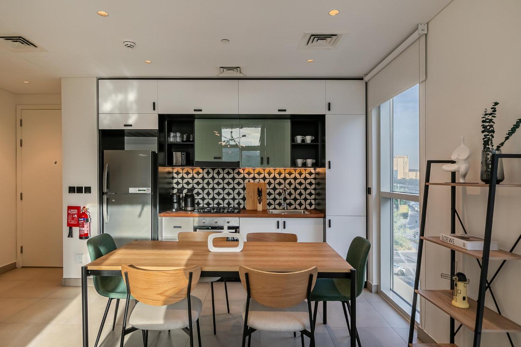 Upgraded Interior I Hills I View I Socio Tower