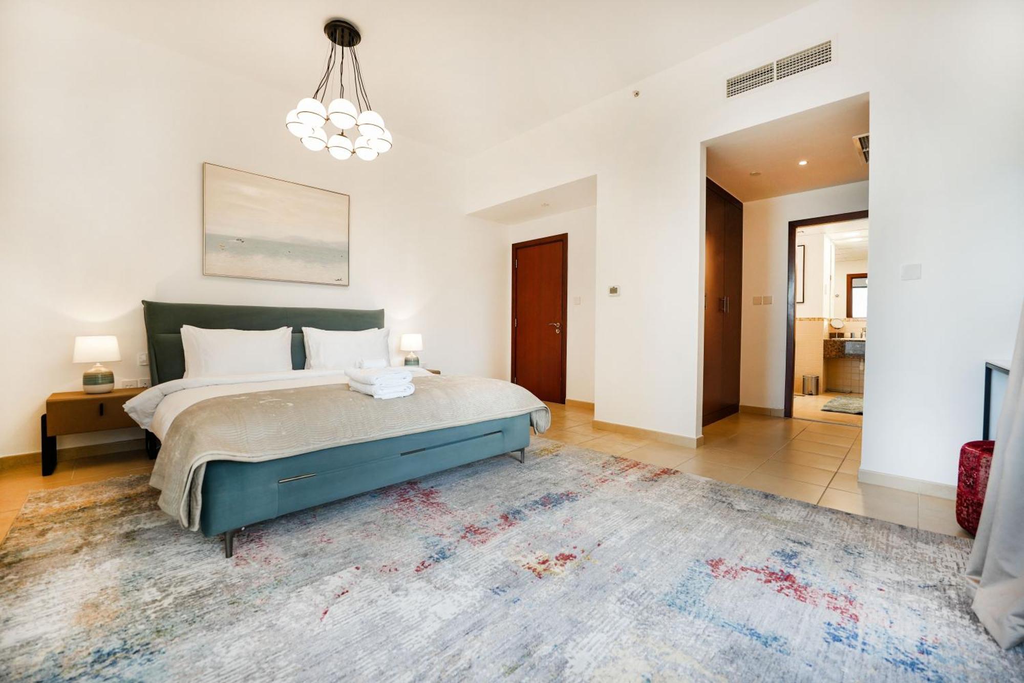 Apartment Magnificent Beachfront Two Bedroom With Full Sea & Beach View Dubai