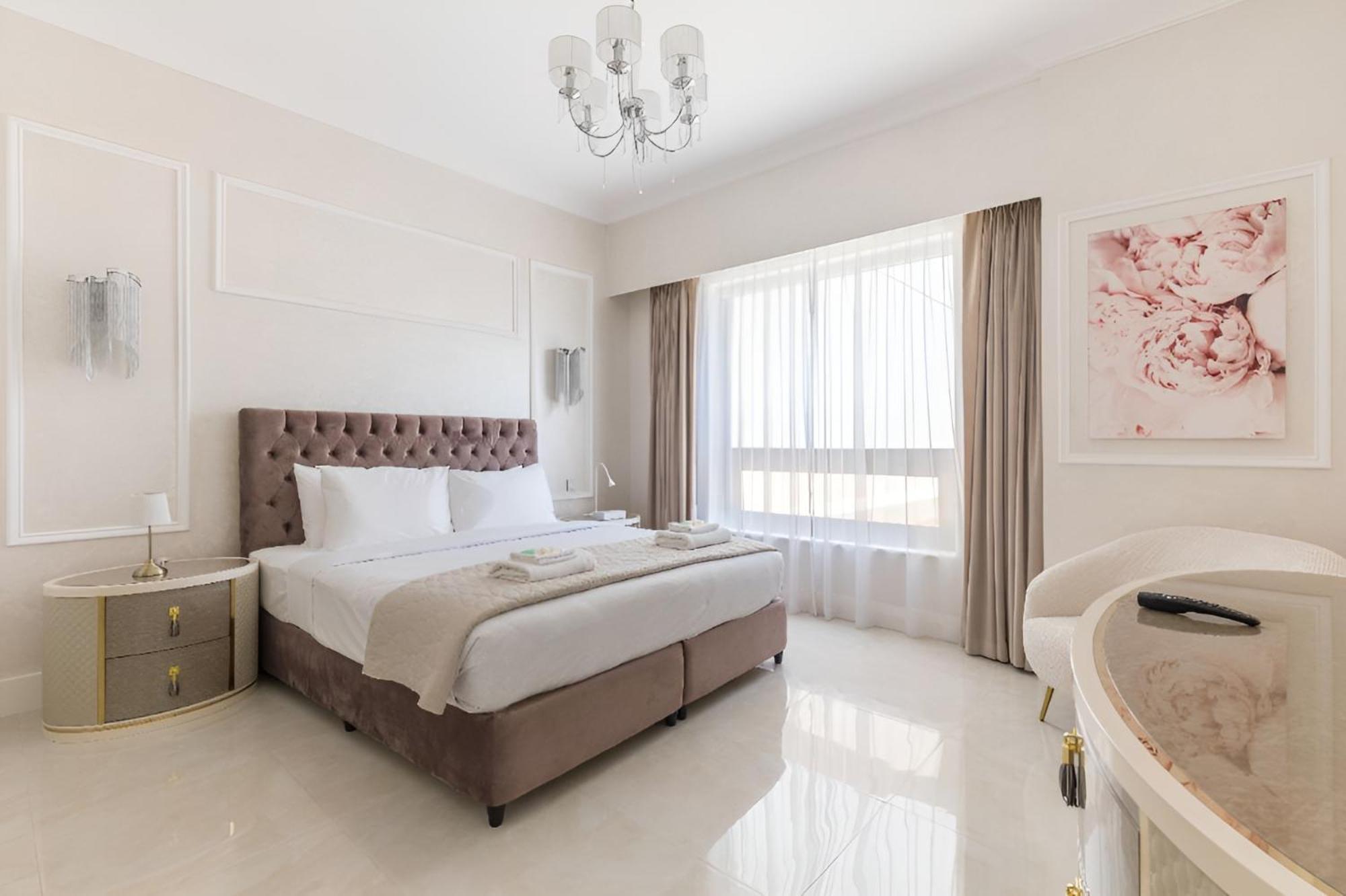 Luxurious 2-bd Gem In Jbr Elegant & Compact Bliss *