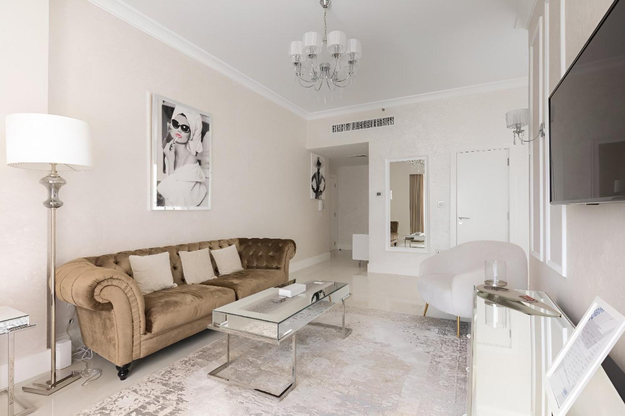 Luxurious 2-bd Gem In Jbr Elegant & Compact Bliss Dubai