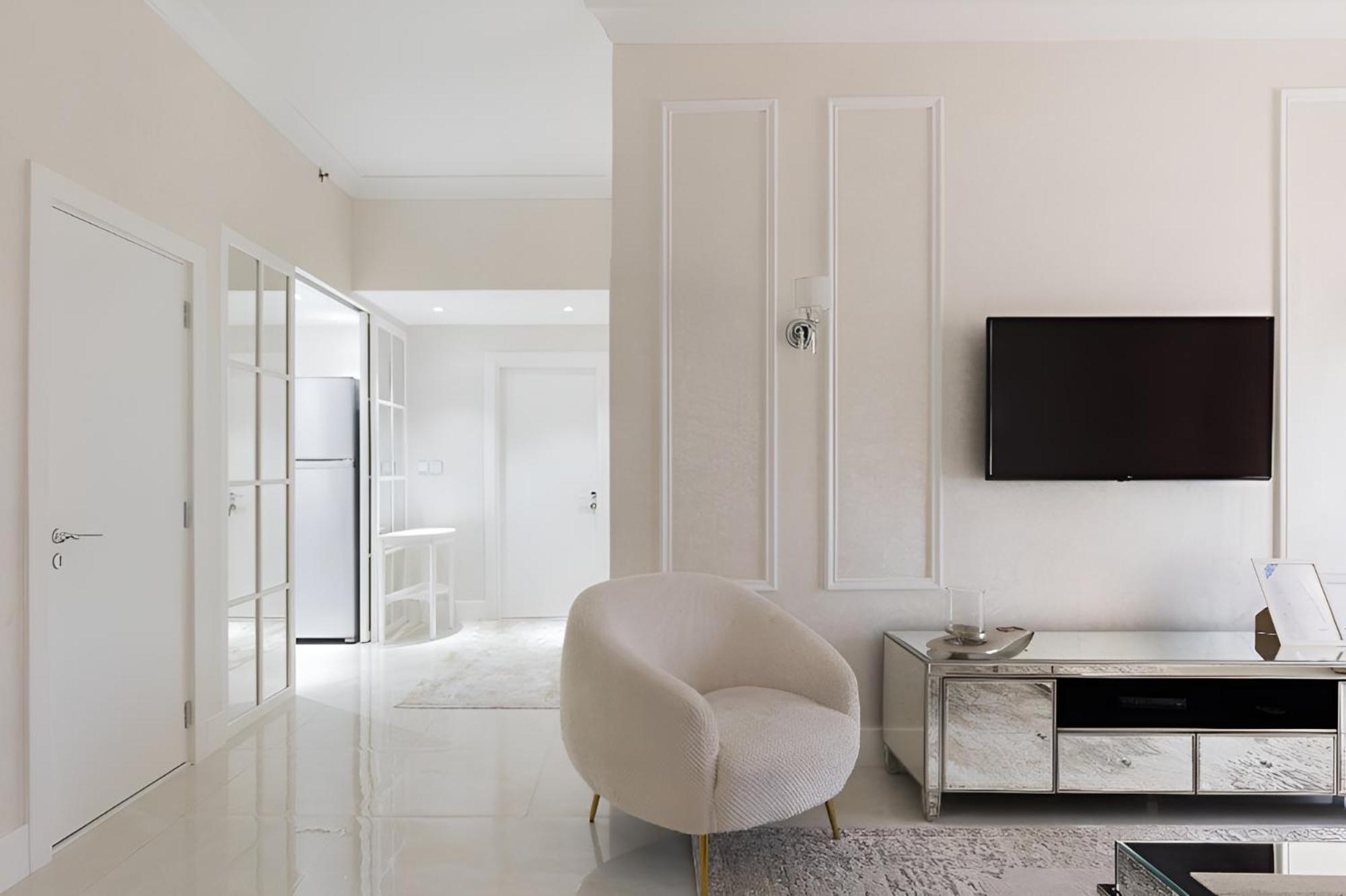 Apartment Luxurious 2-bd Gem In Jbr Elegant & Compact Bliss *