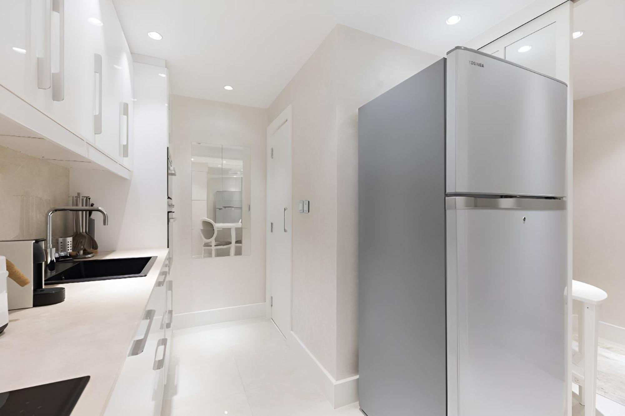 Luxurious 2-bd Gem In Jbr Elegant & Compact Bliss Apartment *