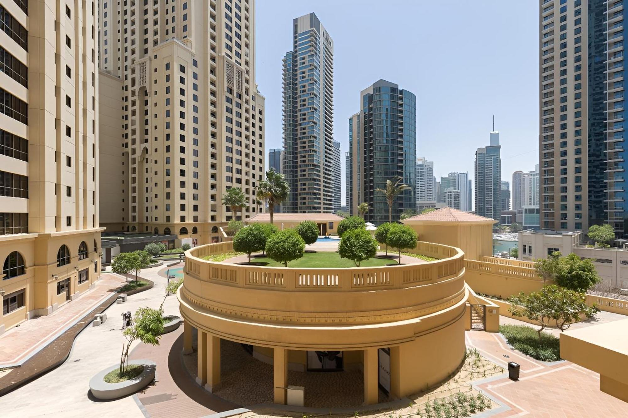Luxurious 2-bd Gem In Jbr Elegant & Compact Bliss * Dubai