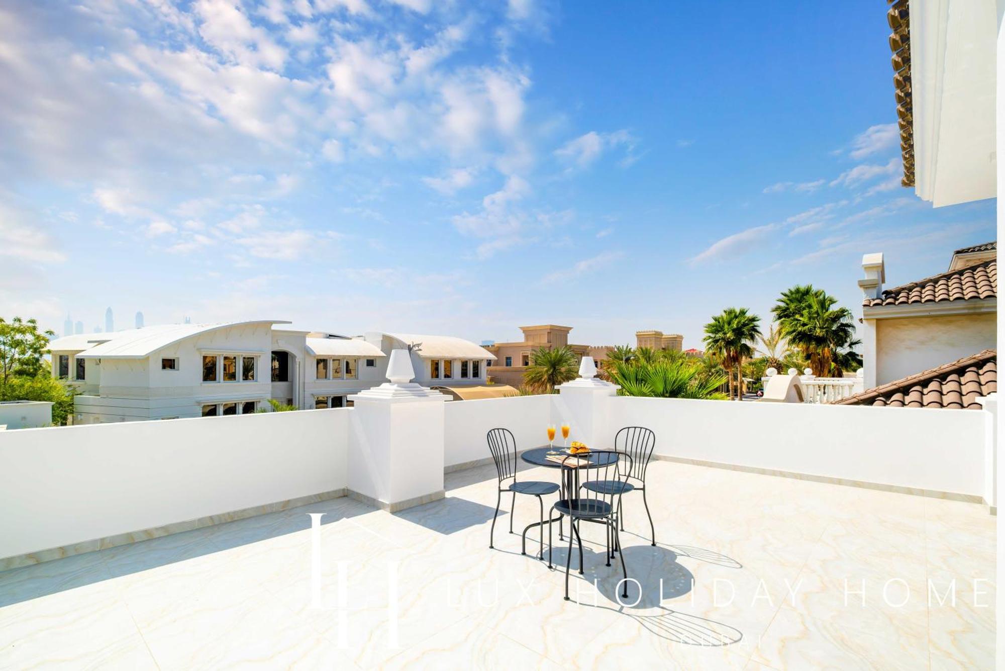 Lux The Ultimate Island Palm Villa Dubai