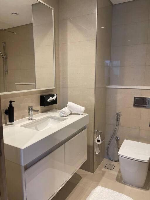 Apartment Luxury Burj Khalifa Views@modern Tranquil Moments *