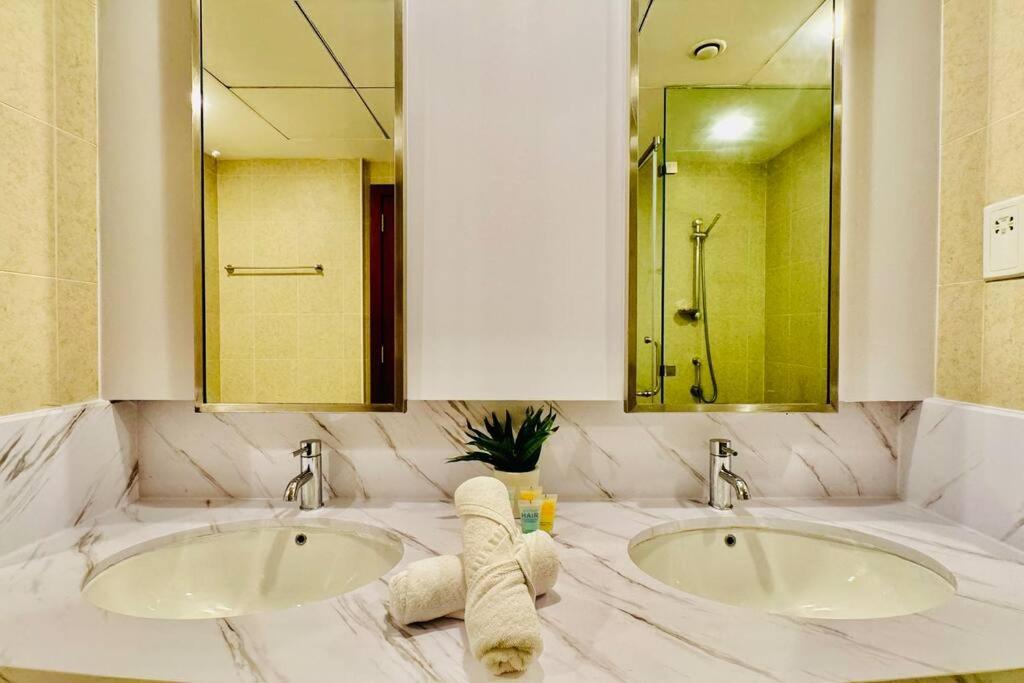 Luxe 2br With Fountain & Opera Views At Standpoint A Apartment *
