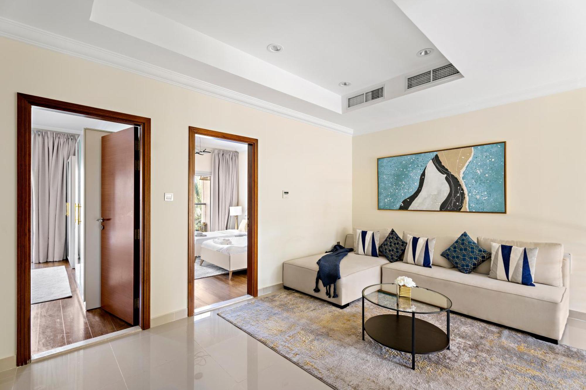 Aliving Luxury3br District 15 Jvc- V3 Villa *