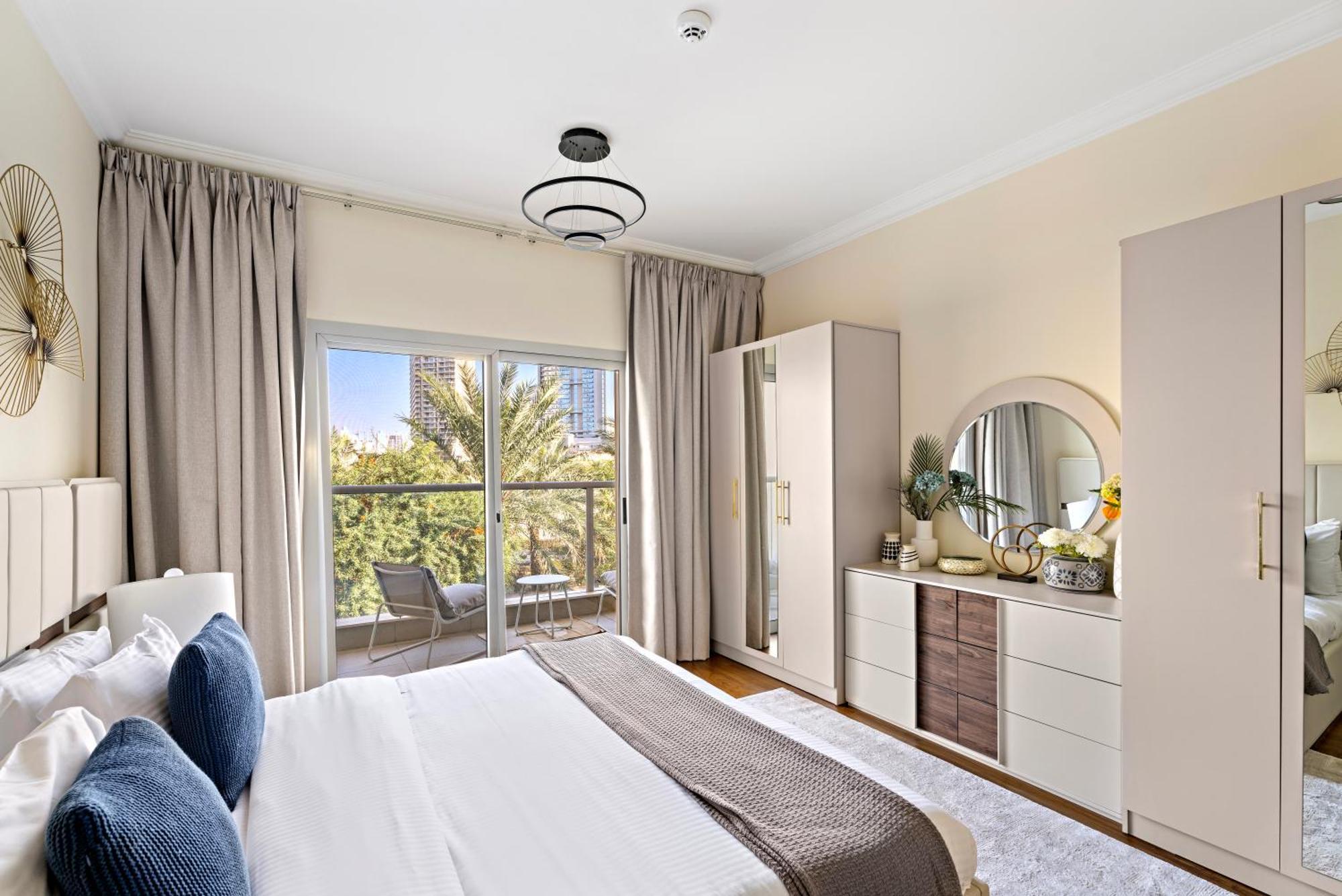 Aliving Luxury3br District 15 Jvc- V3 Villa Dubai