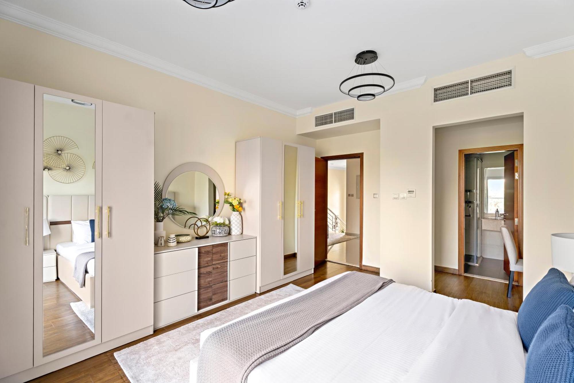 Aliving Luxury3br District 15 Jvc- V3