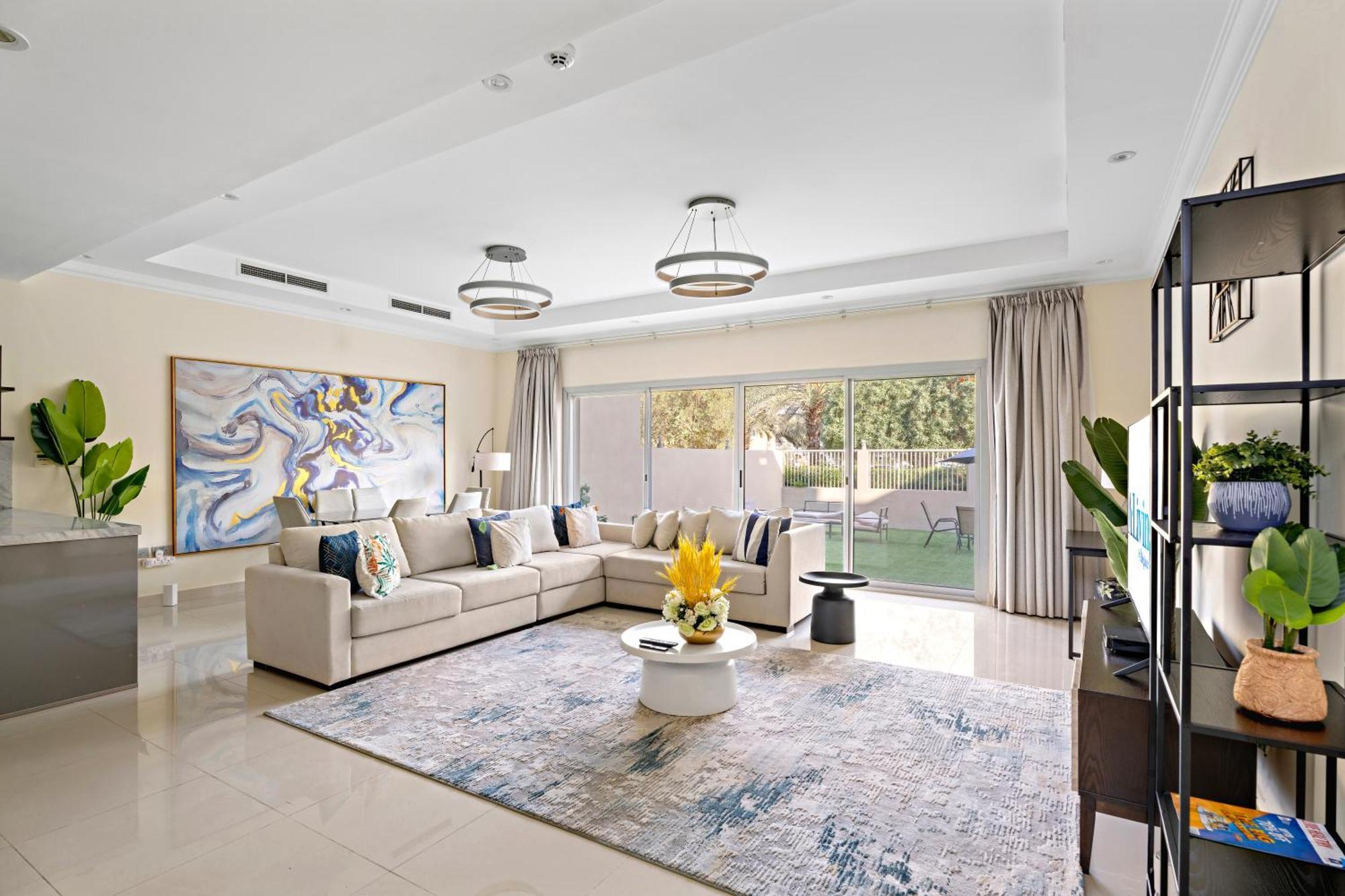 Aliving Luxury3br District 15 Jvc- V3