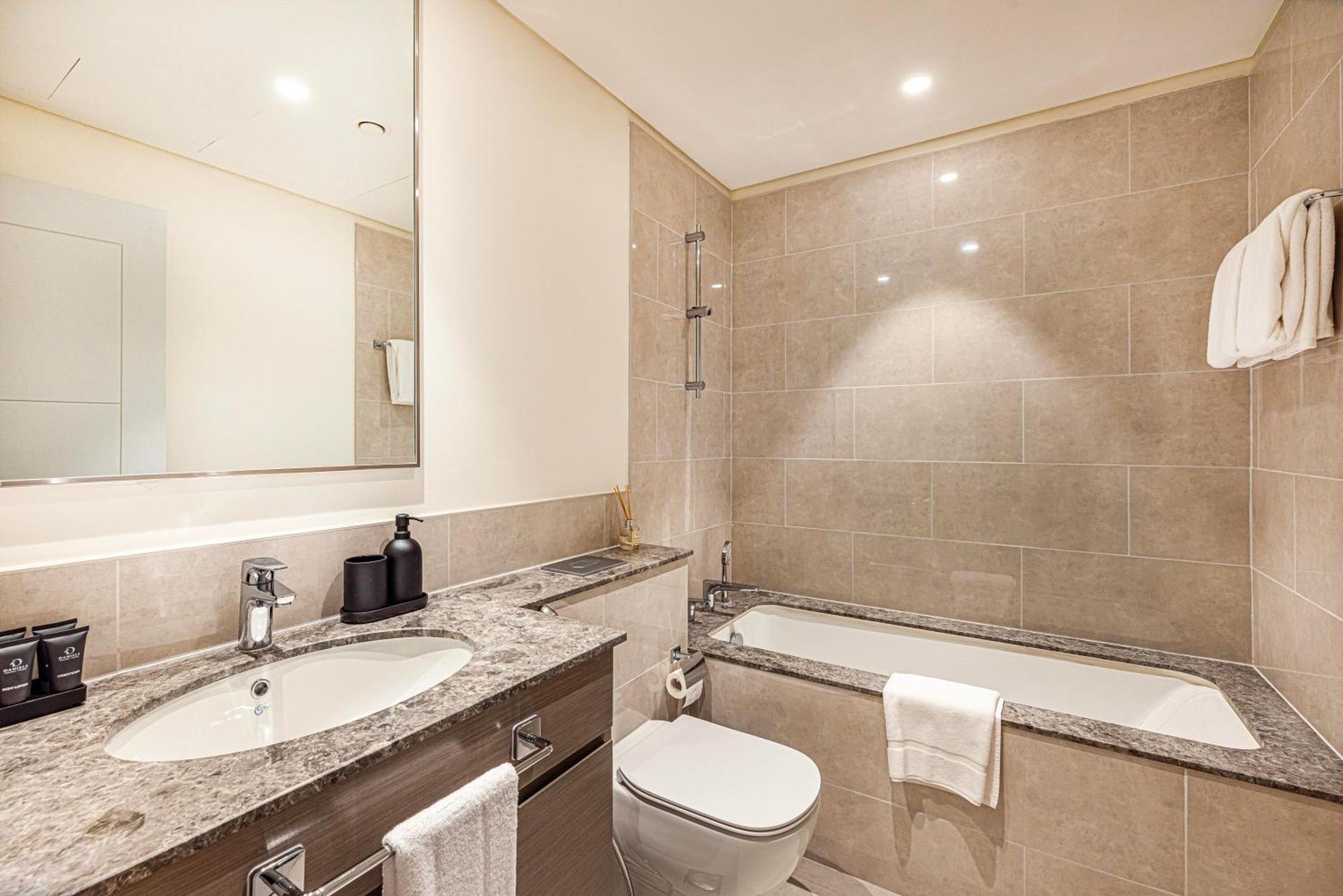 Apartment Daniels Luxury 3br With Opera Views