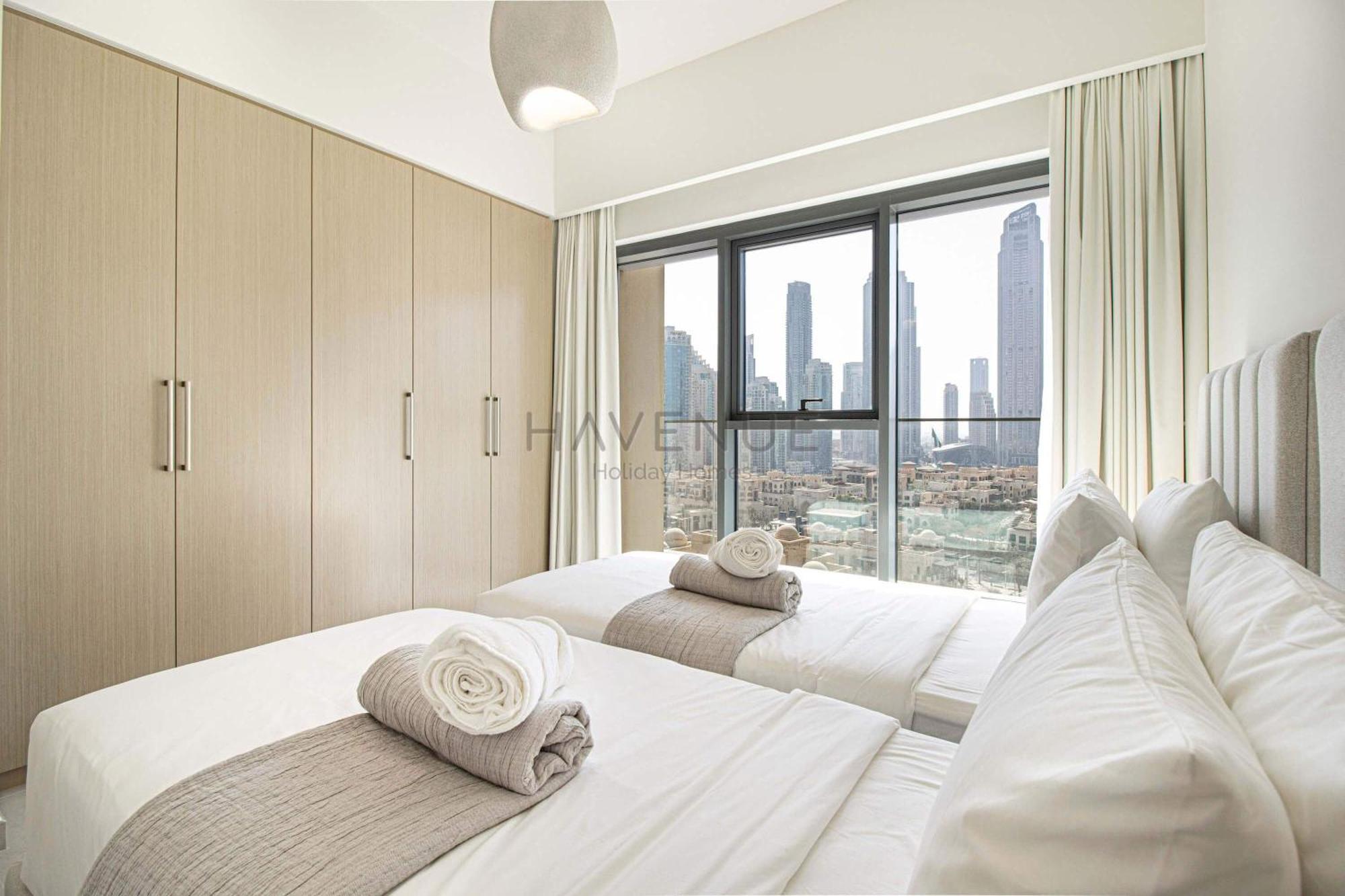 Havenue At Burj Royale - Full Burj Khalifa View - 2 Bed - Pool - Gym *