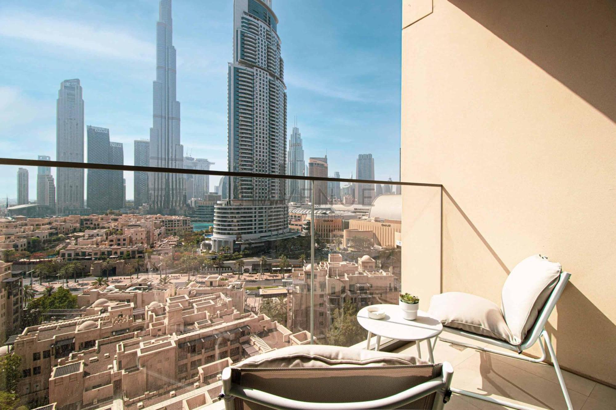 Havenue At Burj Royale - Full Burj Khalifa View - 2 Bed - Pool - Gym *