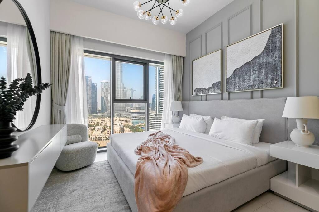 Keysplease Beautiful 2br Burj Khalifa View, Burj Royale Downtown