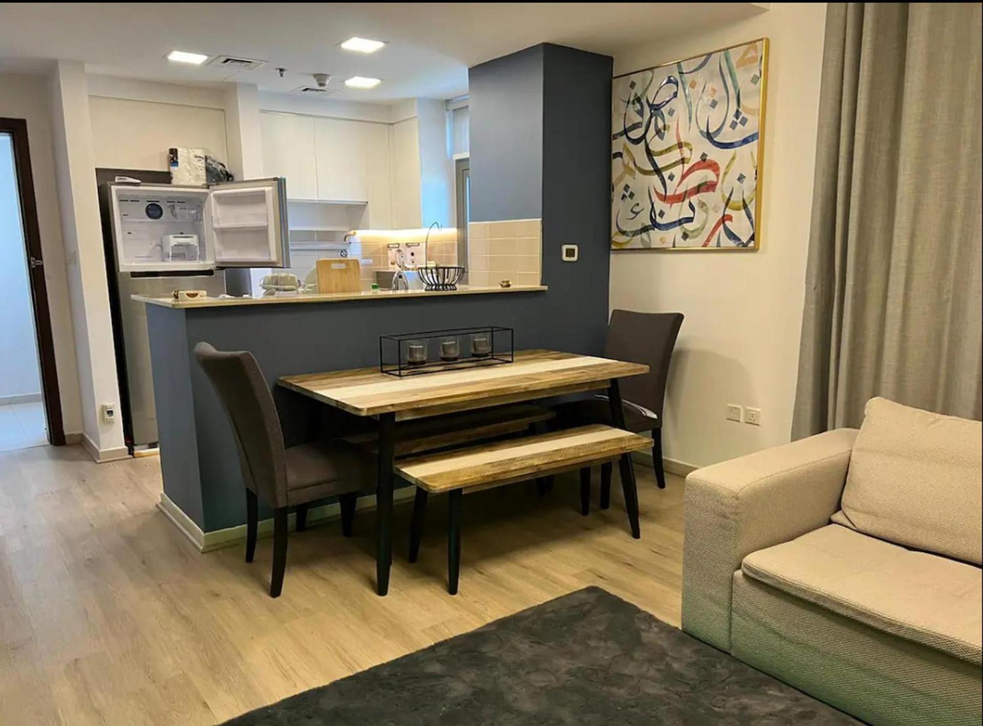 Apartment Stunning 3-bed In *