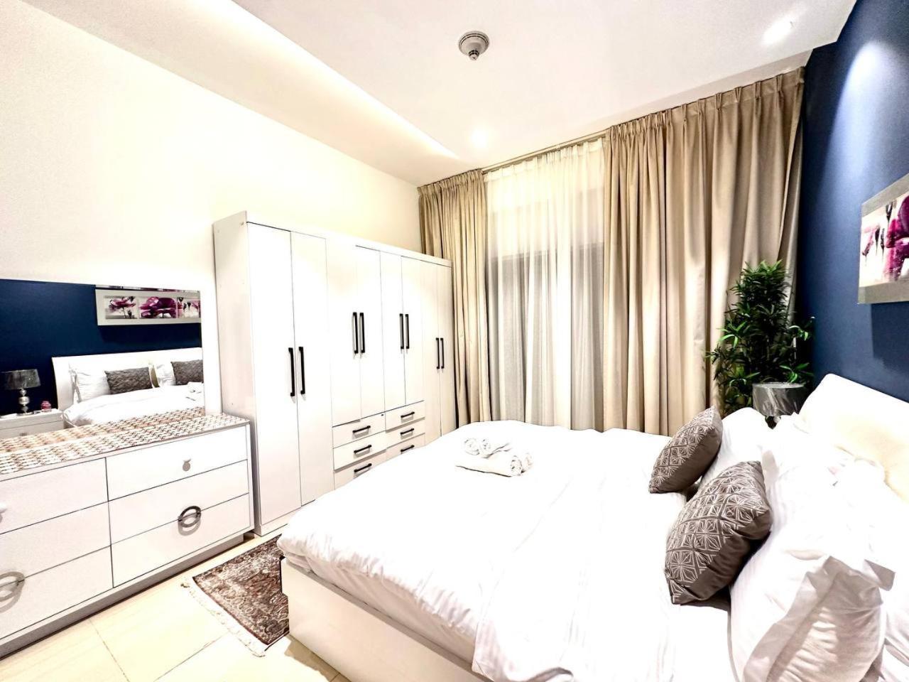 Apartment Cozy In Laya Jvc *
