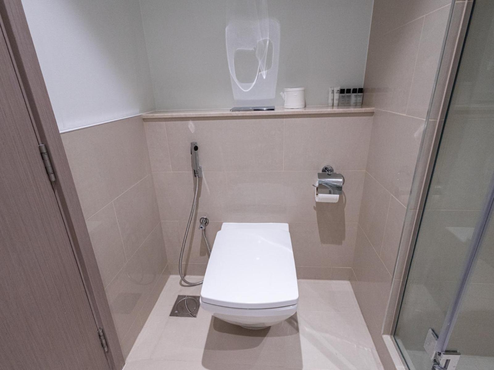 Mh- Act Tower - Downtown 2bhk-ref 4104 *