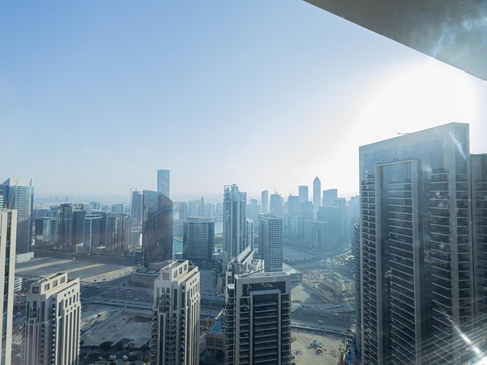 Mh- Act Tower - Downtown 2bhk-ref 4104 Apartment *