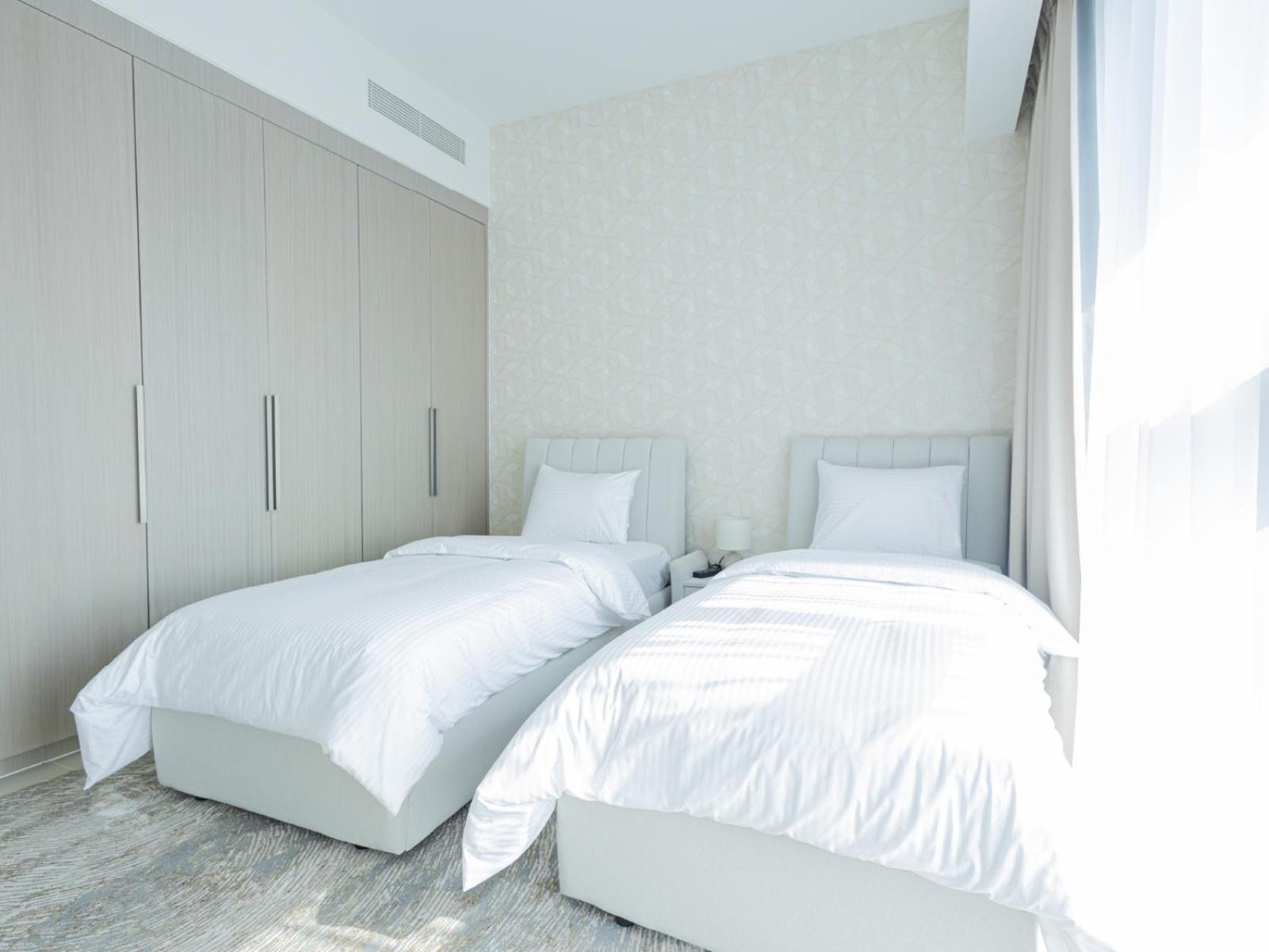 Mh- Act Tower - Downtown 2bhk-ref 4104 Apartment Dubai