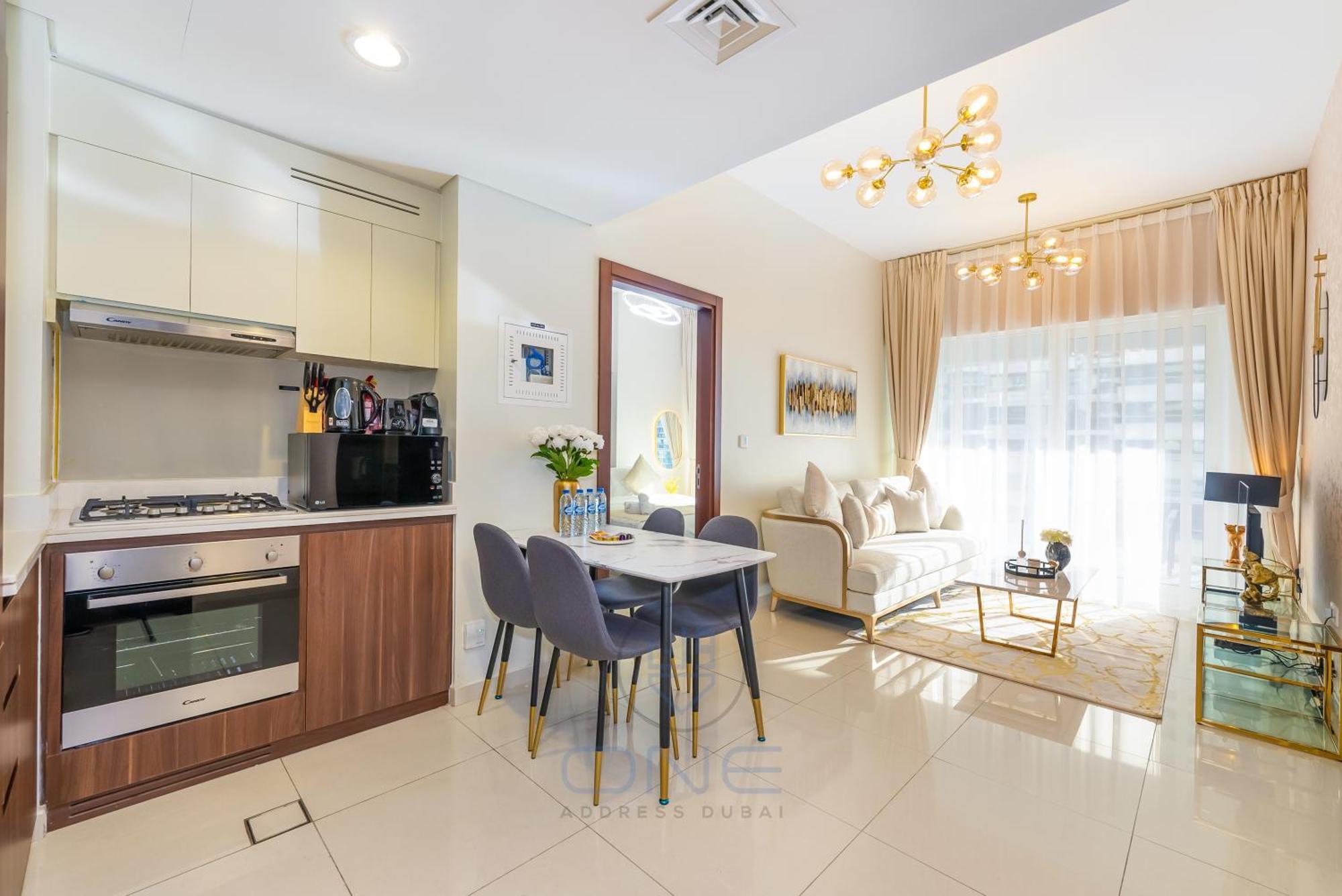 Apartment Elegant 2 Bedroom @ Near Downtown W/ Large Terrace & canal view