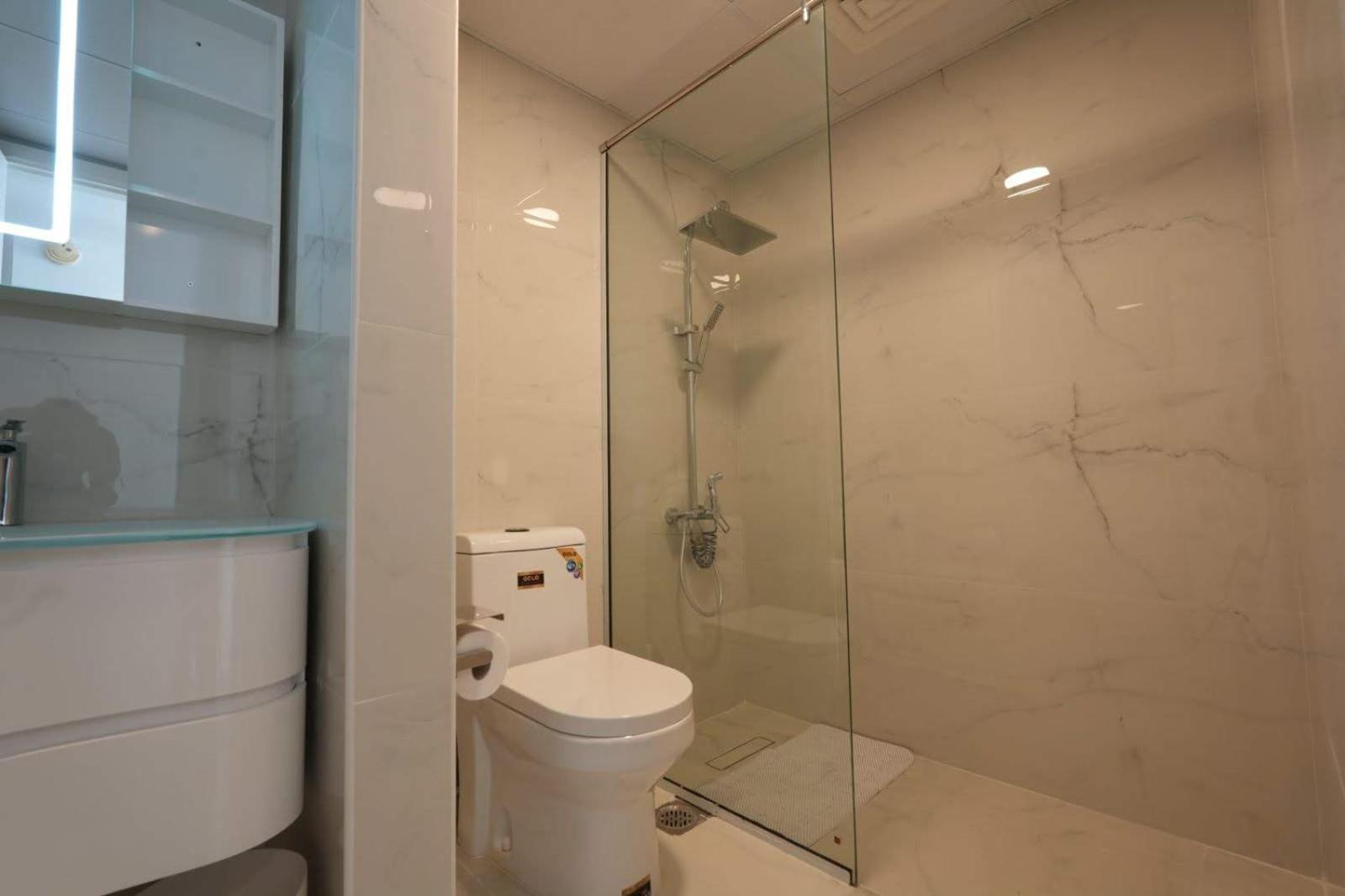 Stunning 4 Bedroom At The Lakes *