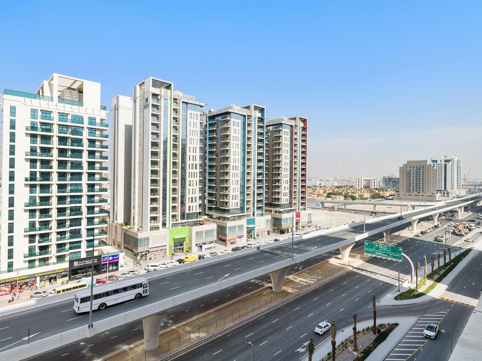 Apartment Brand New Azizi Star - Al Furjan *