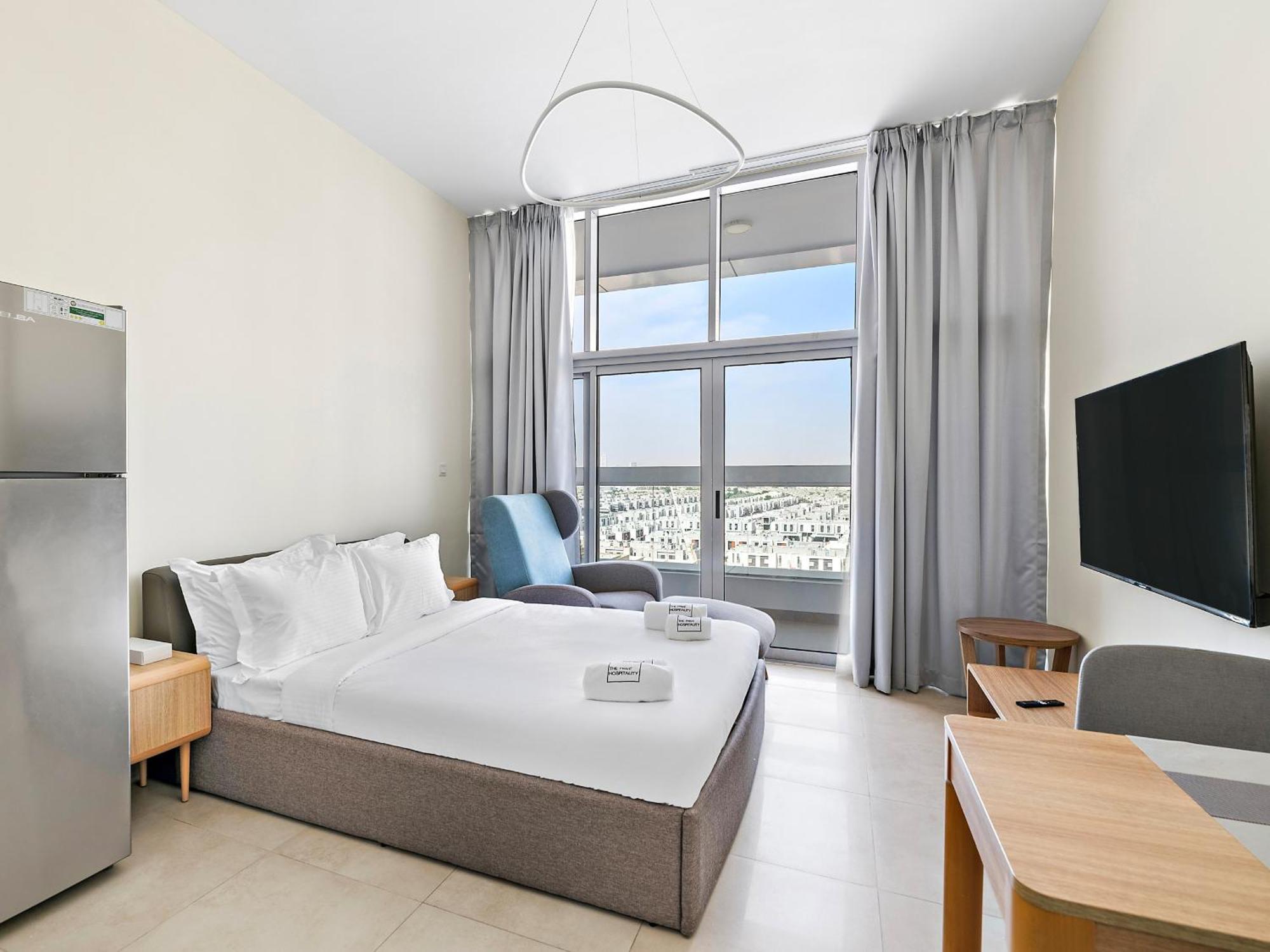 Brand New Azizi Star - Al Furjan Apartment Dubai