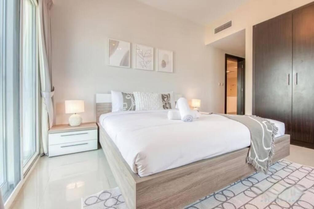 Amazing 2bedroom In Red Sport