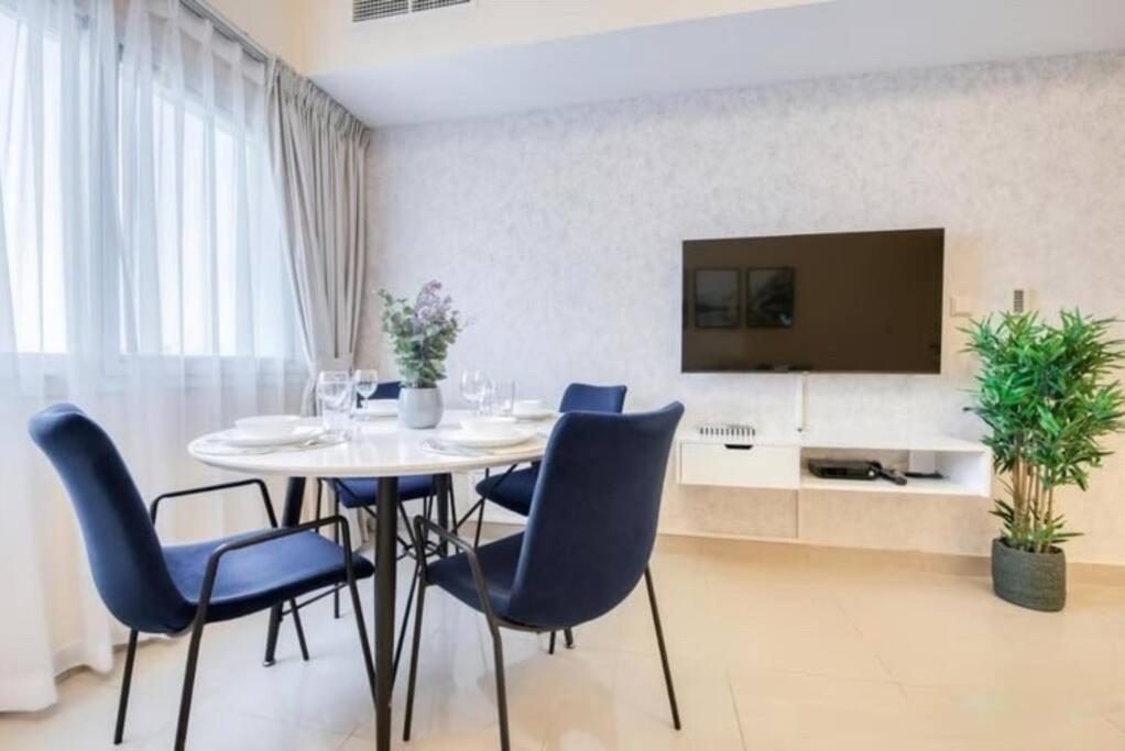 Apartment Amazing 2bedroom In Red Sport