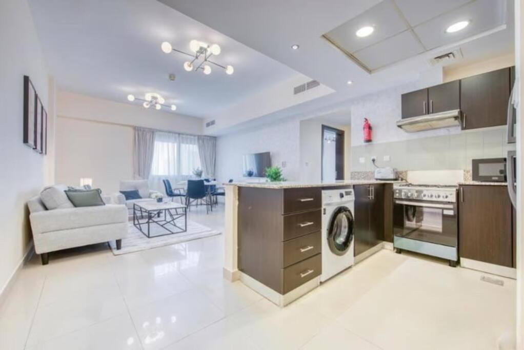 Amazing 2bedroom In Red Sport