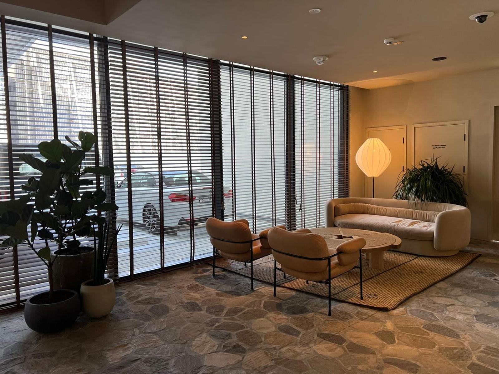 Upside Living Downtown Business & Leisure Apartment *