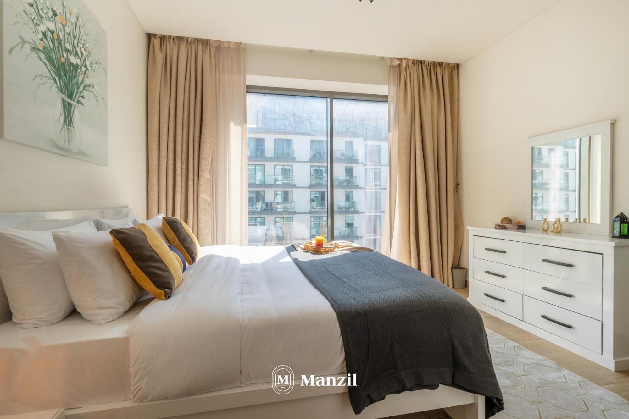 Manzil - 1br In Sobha Hartland With Pool View, Near Burj Khalifa And Mall *
