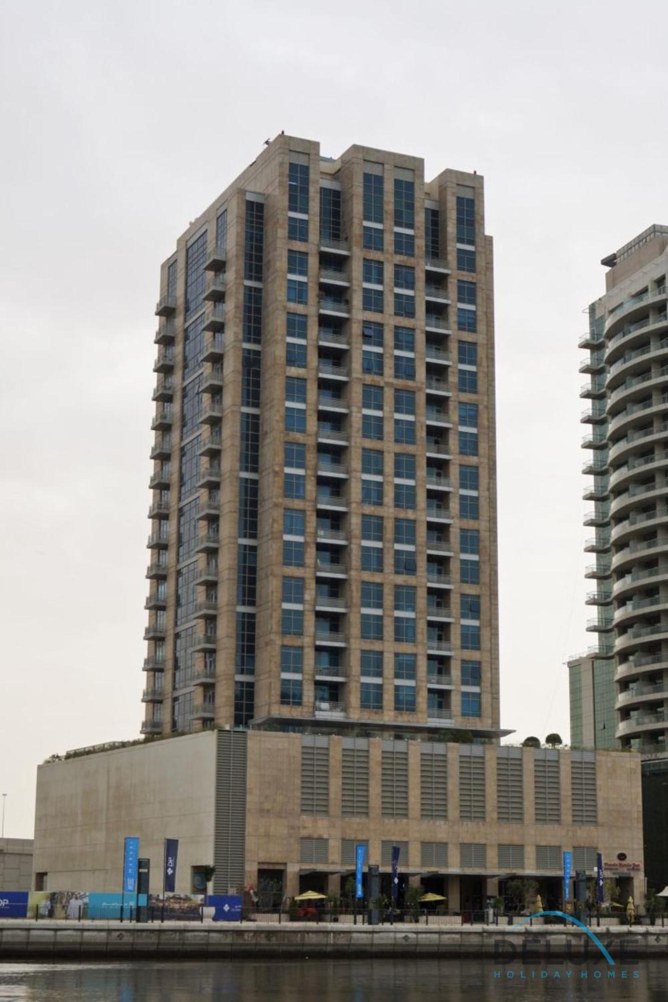 Placid 1br At Hamilton Residency Business Bay By Deluxe Homes *