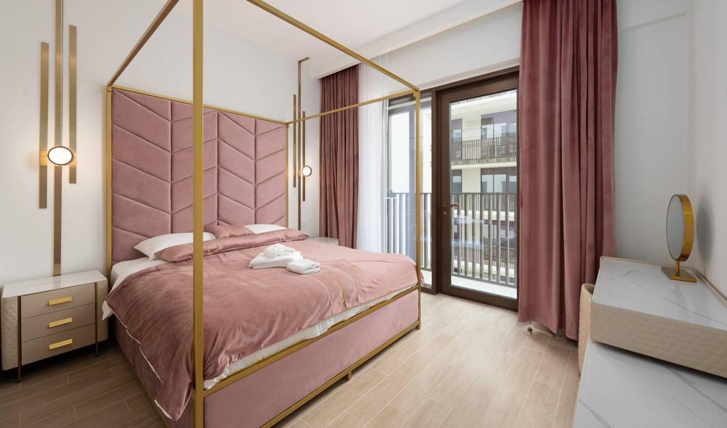Manzil - 2br Family Styled In Creek With Access Apartment