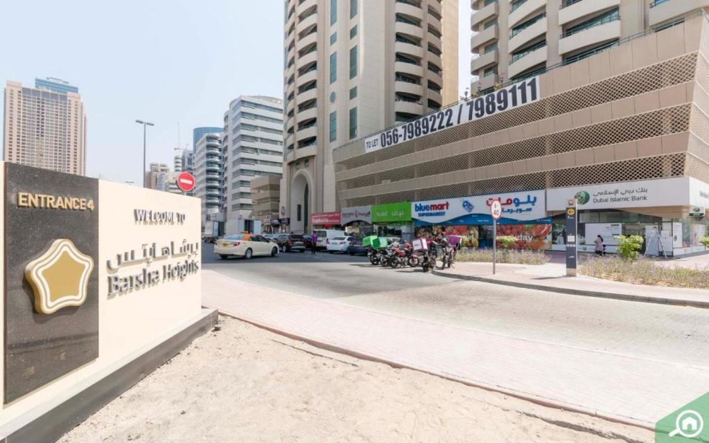 Homestay Decent Partition In Barsha Heights Near Metro