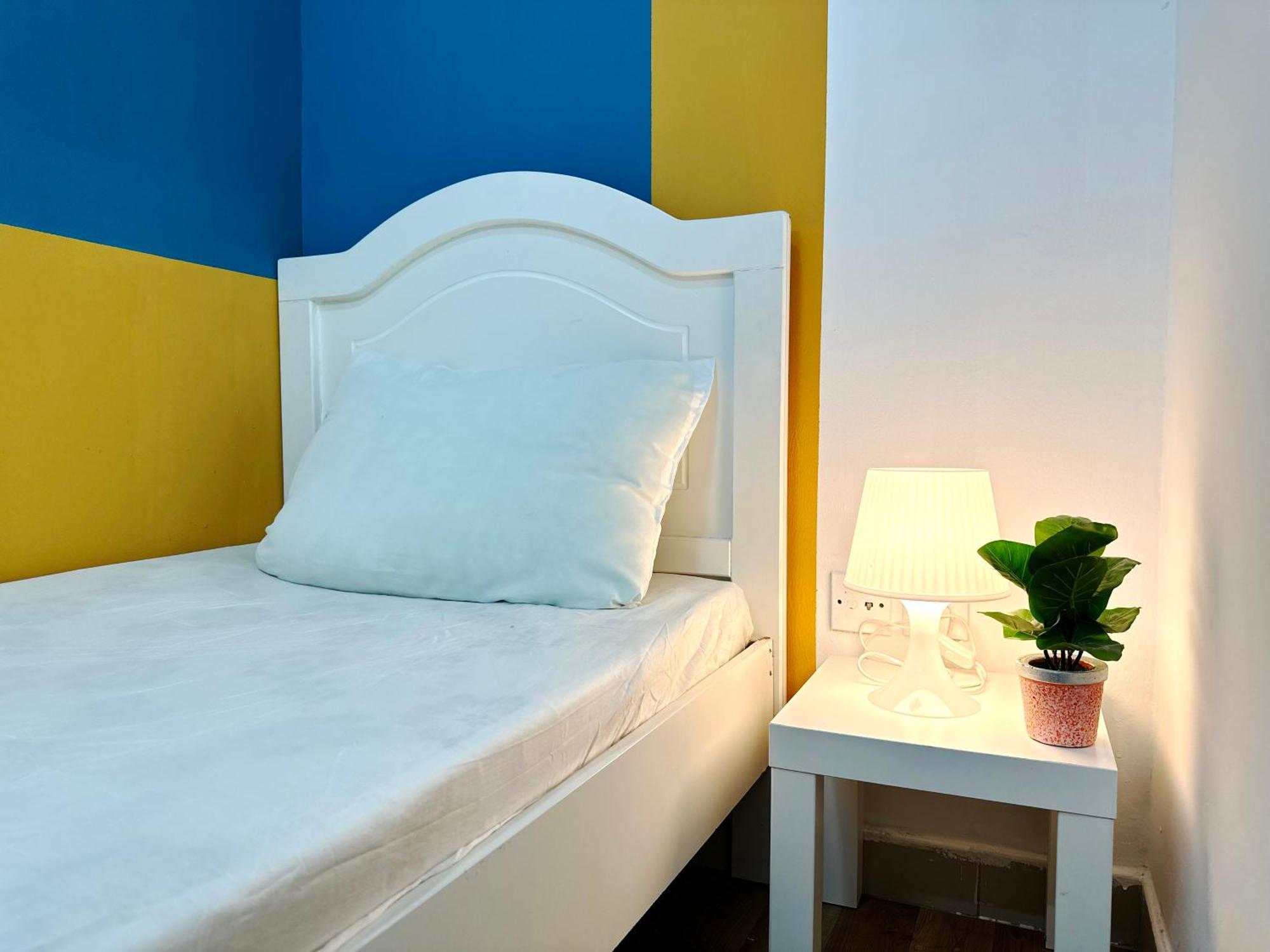 Decent Partition In Barsha Heights Near Metro Homestay Dubai