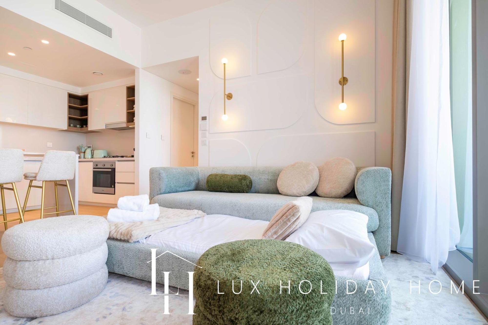 Lux The Downtown Zabeel View 2 Apartment