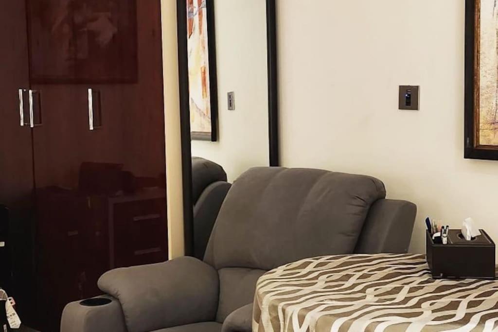 Apartment And Poolside Await Chill And Relax Getaway