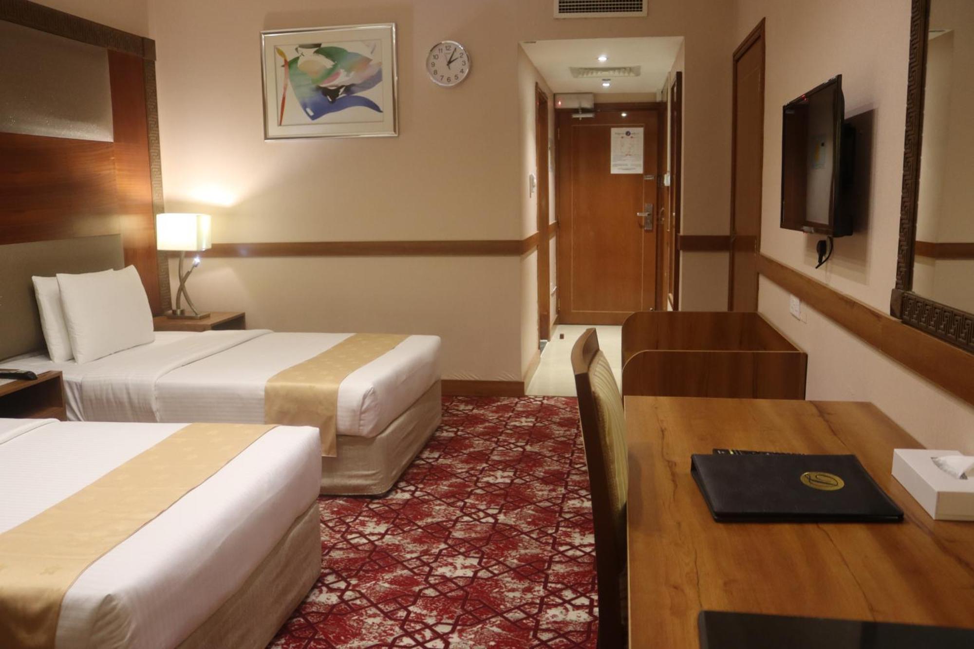 Gss Avenue Hotel Ex Delmon Hotel 3* Dubai