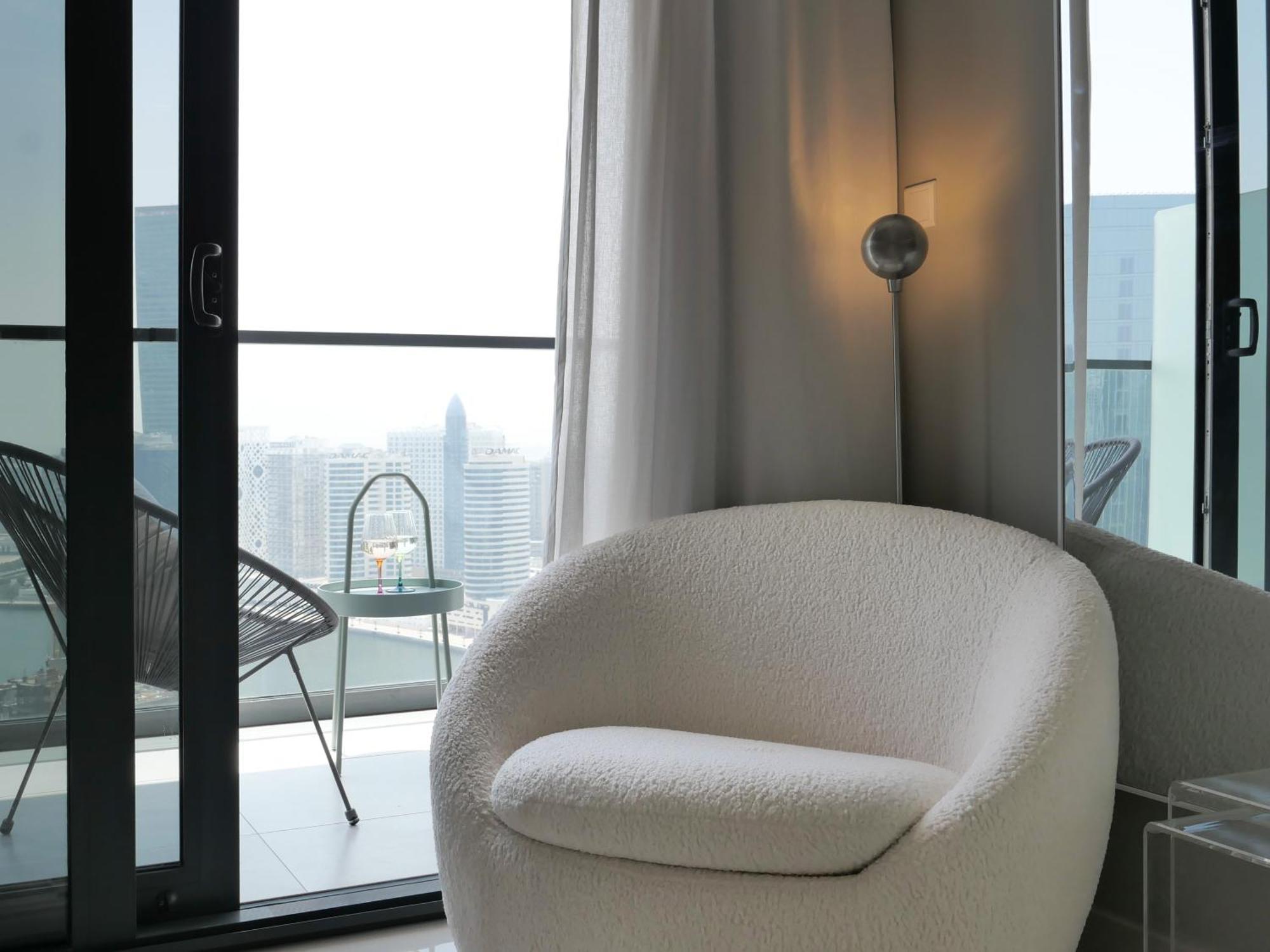 Apartment Designed Burj Khalifa View 1br Dubai