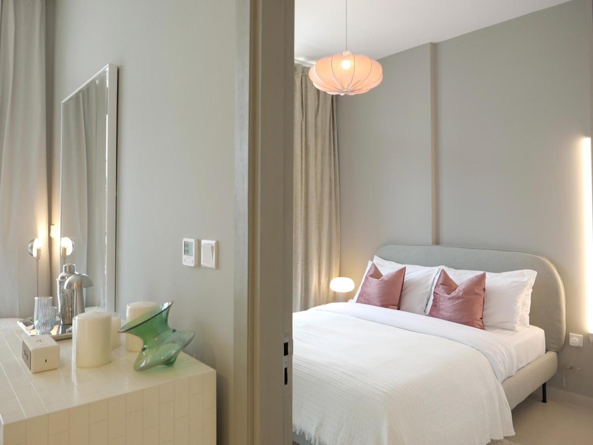 Apartment Designed Burj Khalifa View 1br Dubai