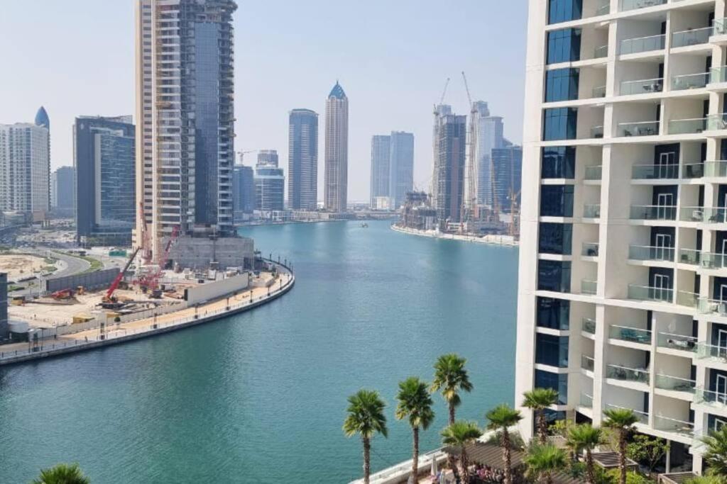 Beautiful 1 Bed Damac Prive Apartment Dubai
