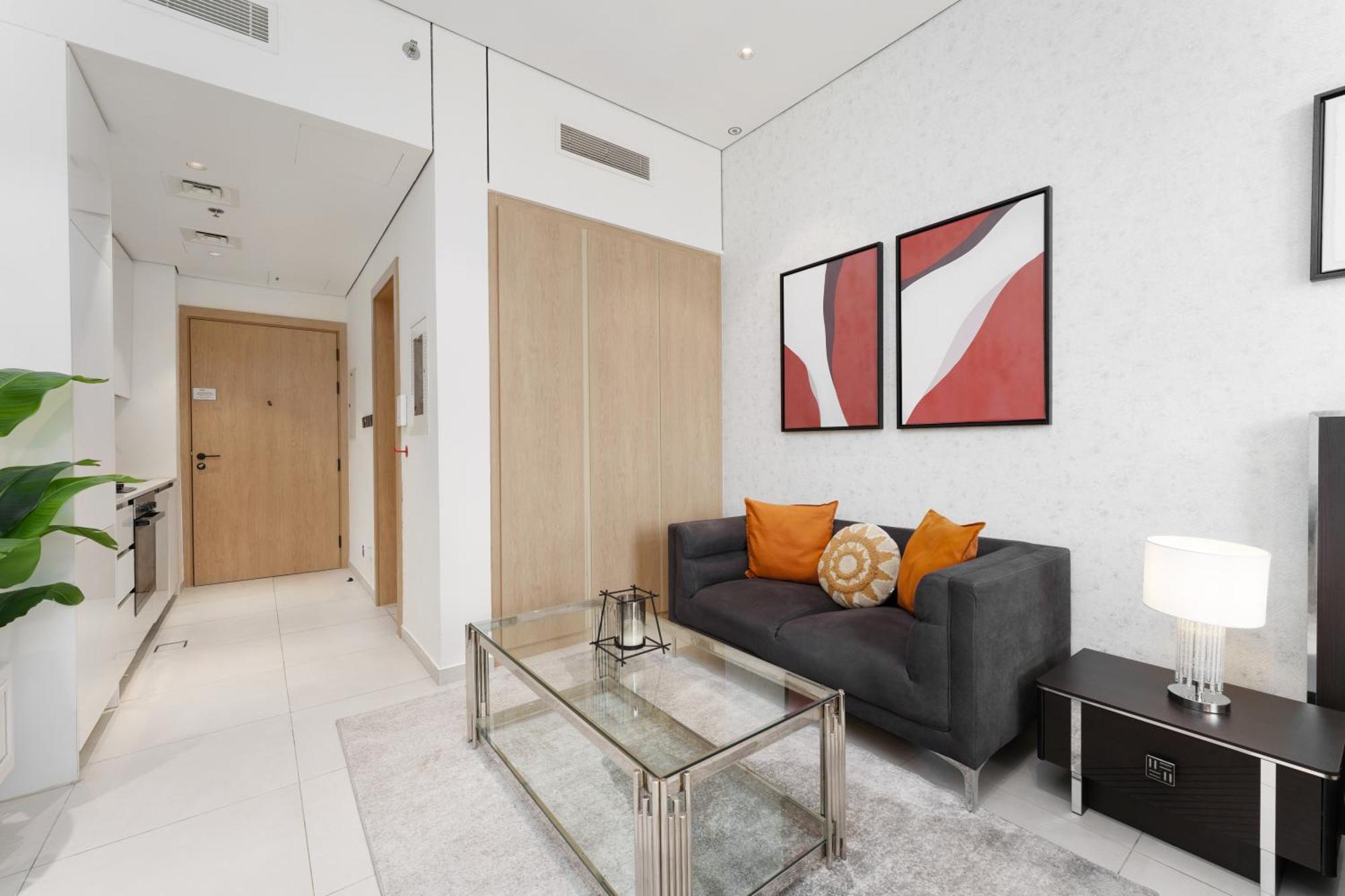 Cozy In Beverly Residence, Jvc By Suiteable Apartment *