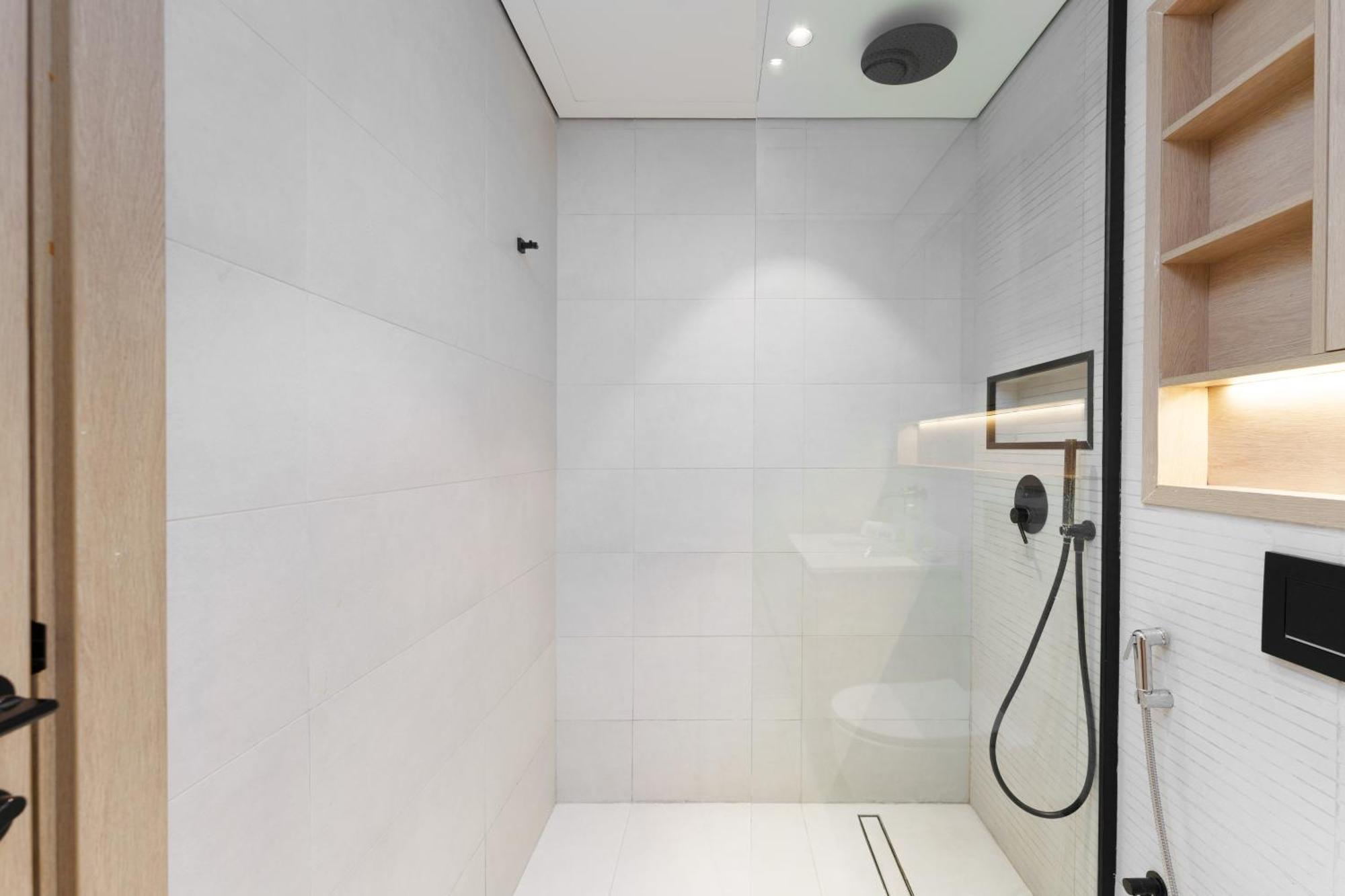 Apartment Cozy In Beverly Residence, Jvc By Suiteable