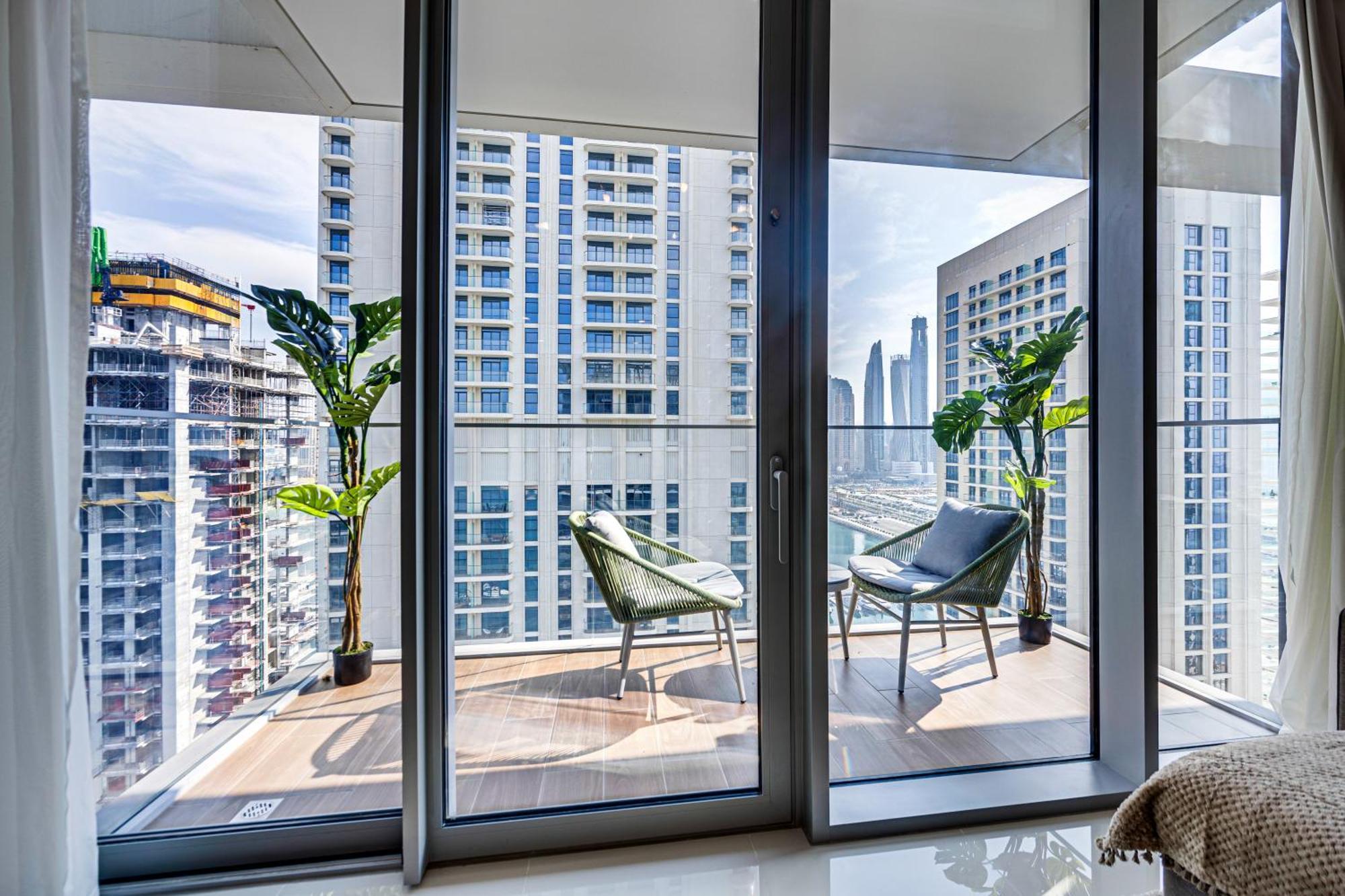 Apartment Pleasant With The Access
