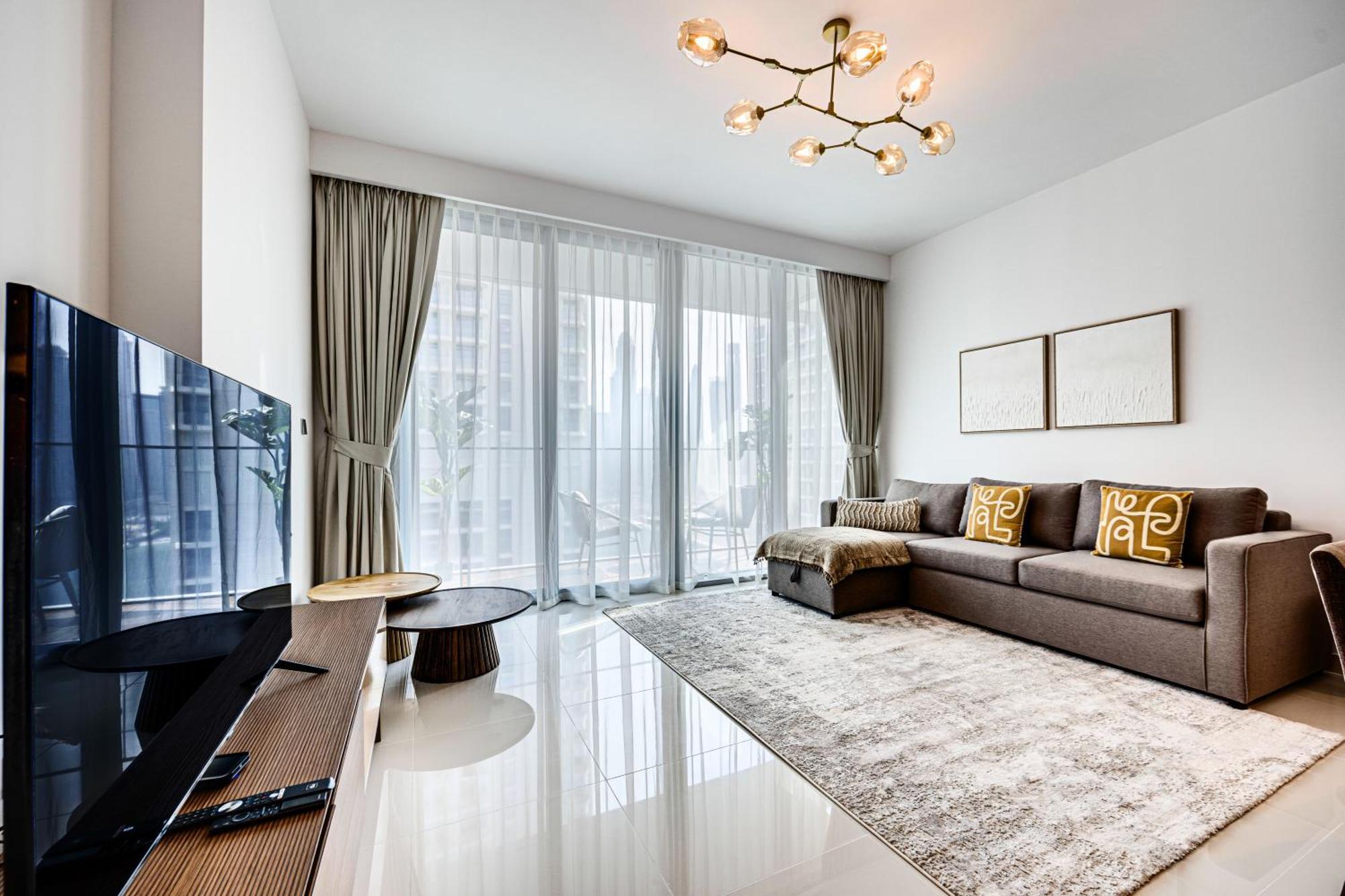 Pleasant With The Access Apartment