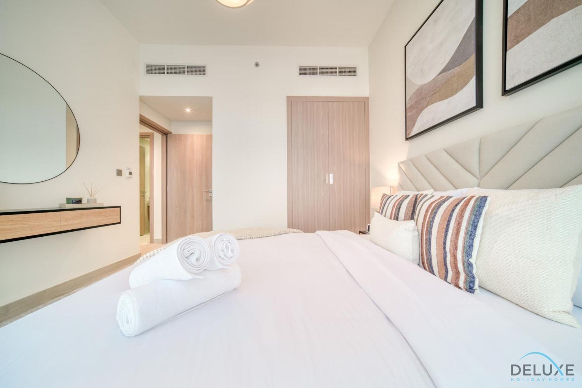 Ravishing 2br At Azizi Riviera 30, Al Merkadh By Deluxe Homes Apartment