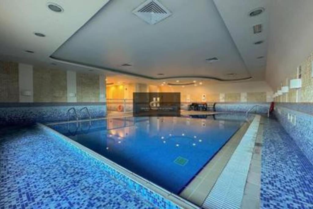 Ocean Views In Heart Of Marina -new, Special Offer Dubai