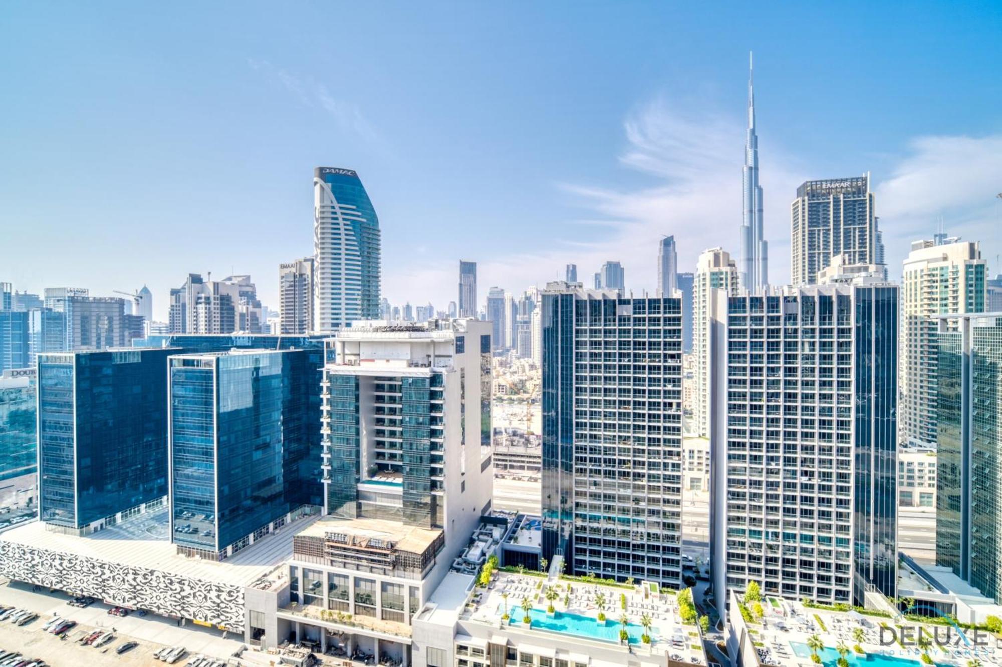 Apartment Exclusive Deal, Chic 1br At A Special Price By Deluxe Homes Dubai